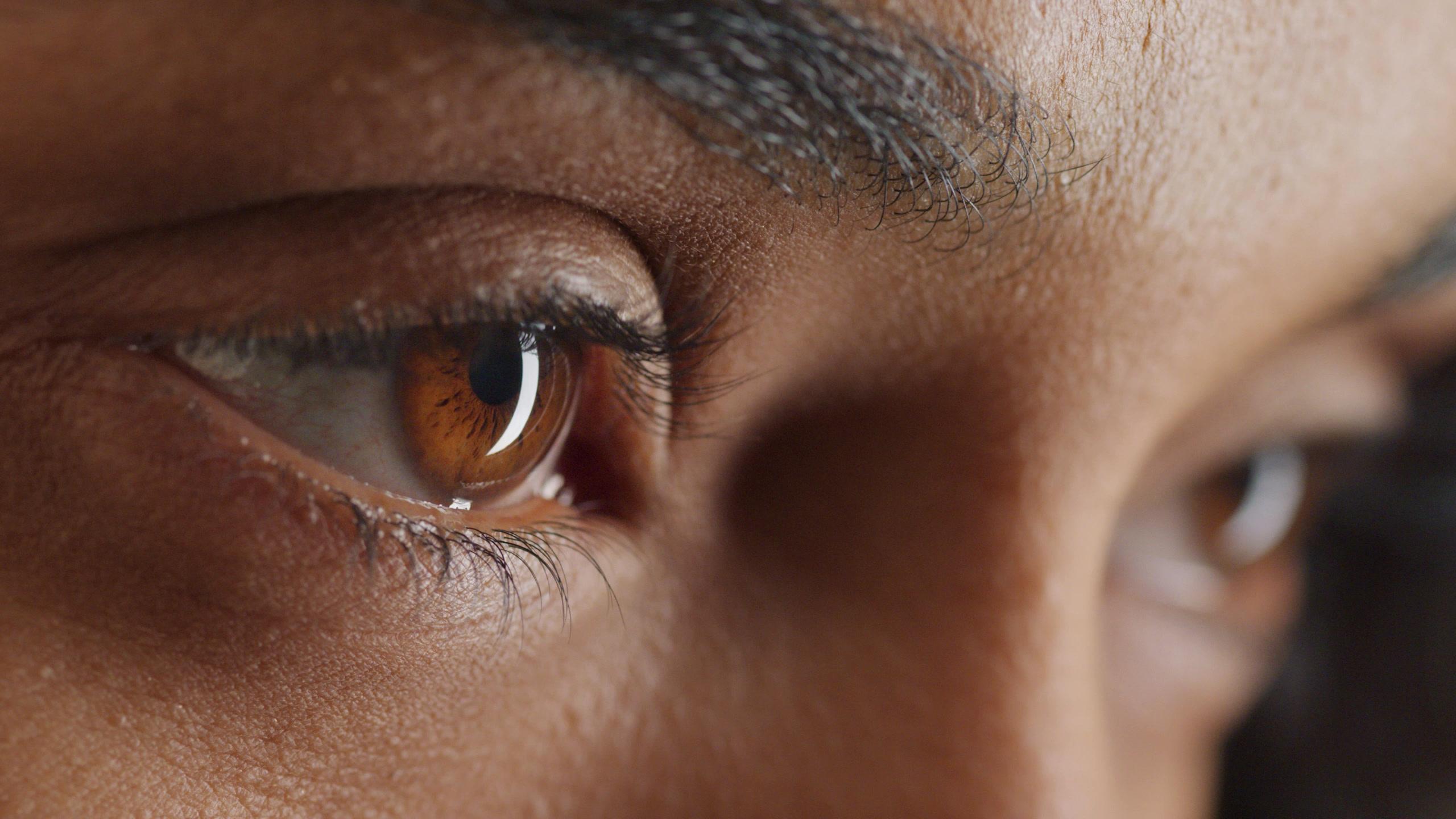 Close-up of an eye, a detail frame from a free production
